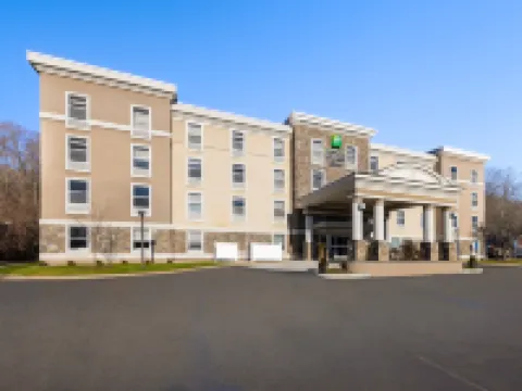 ฮอลิเดย์ อินน์ เอ็กซ์เพรส โฮเทล แอนด์ สวีทส์ แดนเบอรี - I-84 บาย IHG โรงแรมในแดนเบอรี