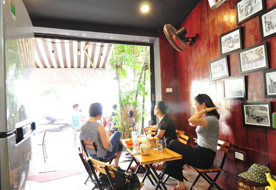 chez tram homestay - deluxe queen studio#401Over view