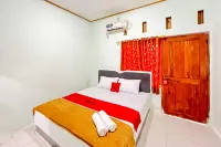 RedDoorz Syariah Near RS Bhayangkara Nganjuk Hotel a Nganjuk Sub-District