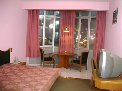 Hotel Yak
