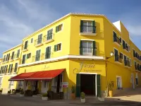Hotel Jeni & Restaurant Hotels in Es Migjorn Gran