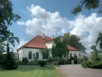 Dwór Giemzów Hotel - Autostrada A1 Hôtels à : Powiat de Lodz-est