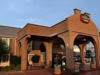 コートヤード バイ マリオット ウィンストン セーレム ユニバーシティ のホテル