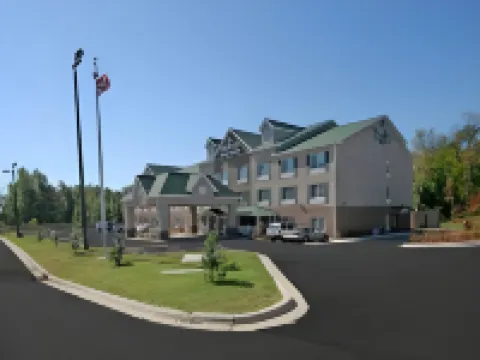 Comfort Inn & Suites High Point - Archdale Hotels in Archdale
