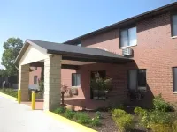 Baymont by Wyndham Dubuque Hotels in Dubuque