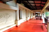 The Garden Bungalow Hotels in Bīrbhūm