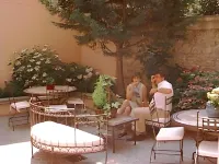 Hôtel Saint Alban Hotels in der Nähe von Maison Paroissiale Notre Dame du Rosaire
