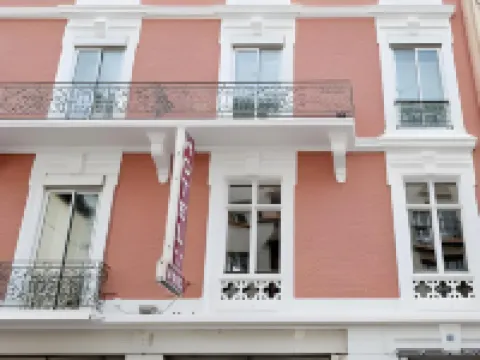 ホテル デュ ノール アヌシーのホテル