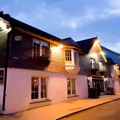 The White Lady Hotel Hotel Exterior