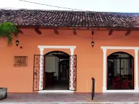El Almirante Các khách sạn ở Granada