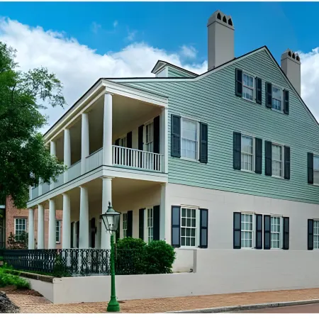 Fort Conde Inn - Mobile