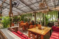 Echo Beach Hostel Hotels in Koh Phangan
