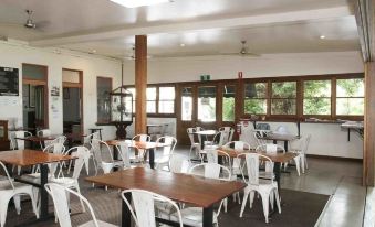 Ulmarra Hotel