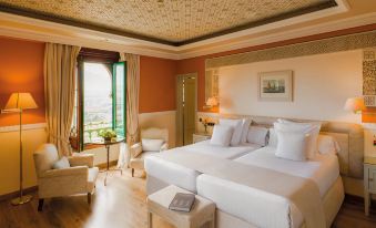 Alhambra Palace Hotel