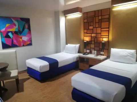Blueberry Tourist Hotel