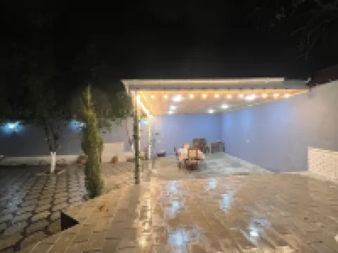 Cozy House with Swimming Pool Near City Center No1 Hotels in Gebele