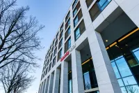 IntercityHotel Berlin Airport BER Terminal 1+2 فنادق في Konigs Wusterhausen