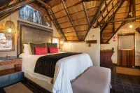 Tshukudu Bush Lodge