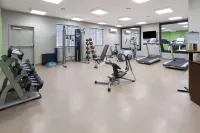 La Quinta Inn & Suites by Wyndham Kokomo - Gym