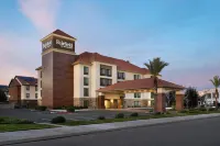 Fairfield Inn & Suites Fresno River Park Hotels in Fresno