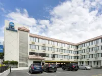 Best Western Atlantic City Hotel Hotel berhampiran Arked Jeti Central