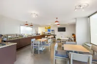 Comfort Inn - فطور