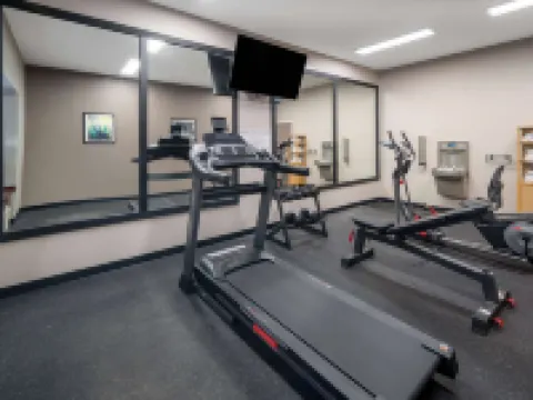 Microtel Inn & Suites by Wyndham Tracy Hotels in Tracy