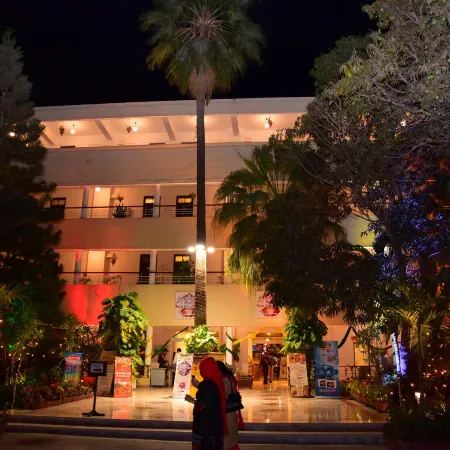Beach Luxury Hotel