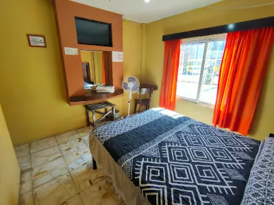 OYO Hotel Colón, Plaza Bicentenario, Zacatecas Centro Hotels in 