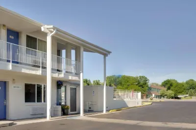 Motel 6 Lakewood, CO - Denver Các khách sạn ở Lakewood