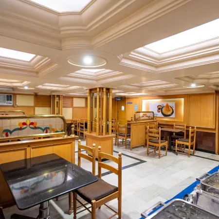 Sree Bharani Hotels Отели в г. Тирунелвели
