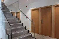 Oporto Station Hostel & Rooms Hotels in Campanha