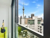 Heart of the City Stylish 1Br Flat Zodiak Stays