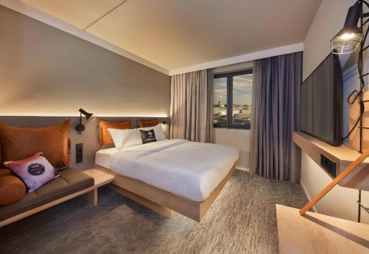 목시 쾰른-본 공항 썸네일