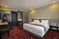 Pyramid Suites Hotel Hotels in Banjarmasin