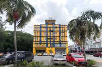 Hotel O SMC Alam Avenue فنادق في 