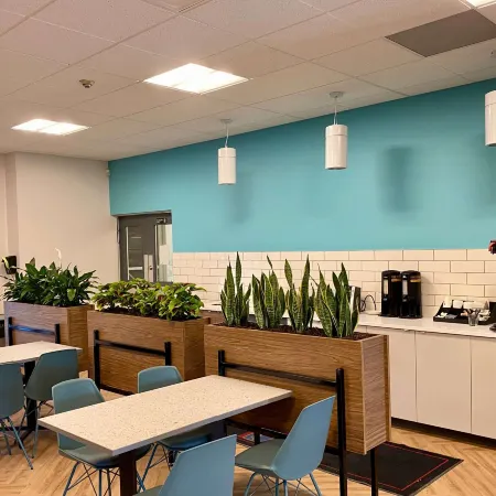Howard Johnson by Wyndham Winnipeg West