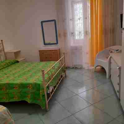 Villa Lesto Holiday Home - Ischia Apartment Rooms