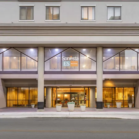 Sonesta ES Suites San Antonio Downtown Alamo Plaza