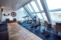 Home Hotel with - Gym
