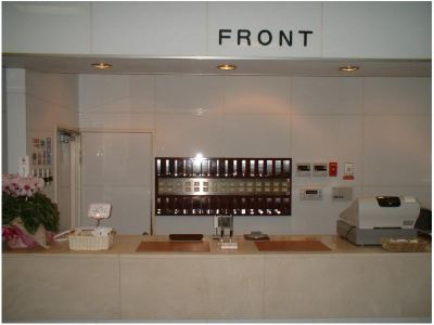 フロントデスク キヨナミホテルの写真