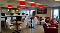 Microtel Inn & Suites by Wyndham Bonnyville - breakfast