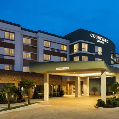 Courtyard Ruston Hotels near Thomas Assembly Center