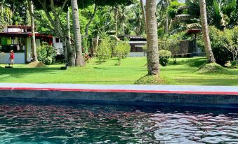 SomeWhere Else Boutique Resort