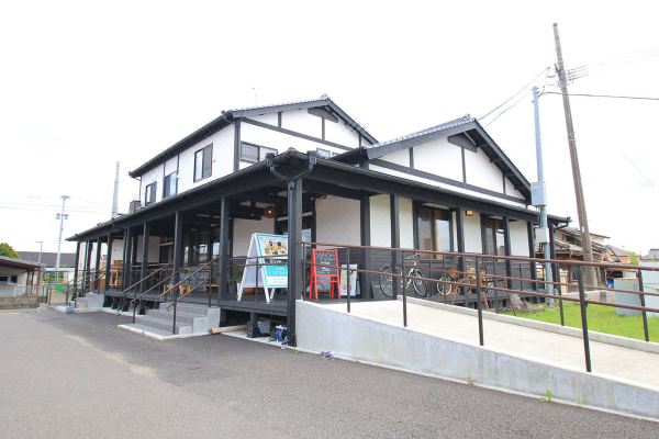 Cafe&sharespace Baseogi_1