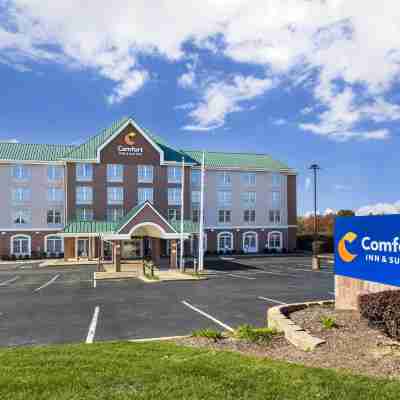 Comfort Inn & Suites Cuyahoga Falls - Akron Hotel Exterior