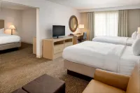 DoubleTree by Hilton Olympia Hotels near Bayview School of Cooking