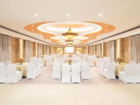 Nidhivan Sarovar Portico Vrindavan Hoteles en Vrindavan