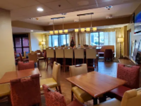 Hampton Inn Hillsville Hotels in Woodlawn