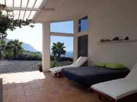 Modern holiday house in exclusive coast location